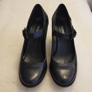 ECCO Mary Janes Black Leather Size 9
